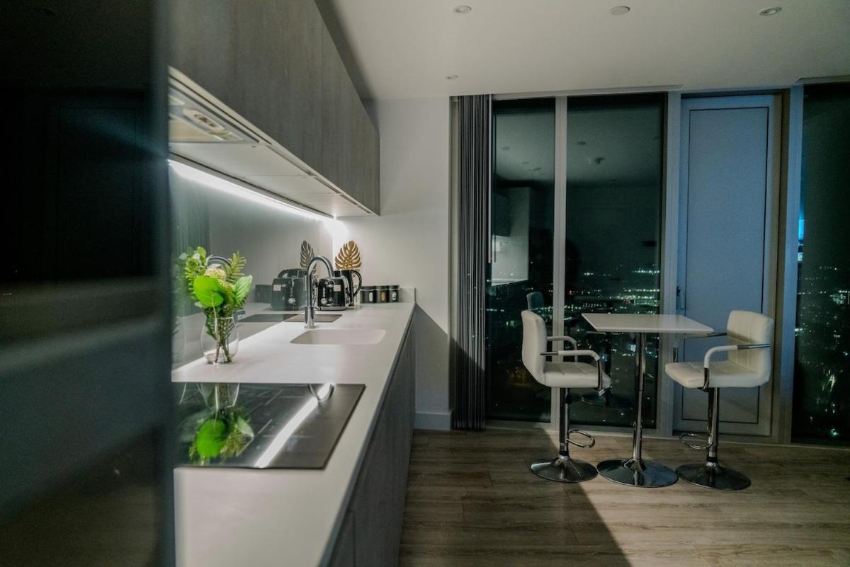 Luxury 2 Bed Penthouse With Stunning Views In Manchester City Centre Ngoại thất bức ảnh